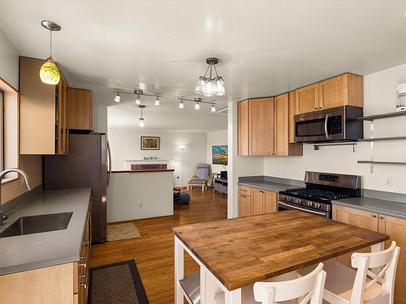 Open Kitchen