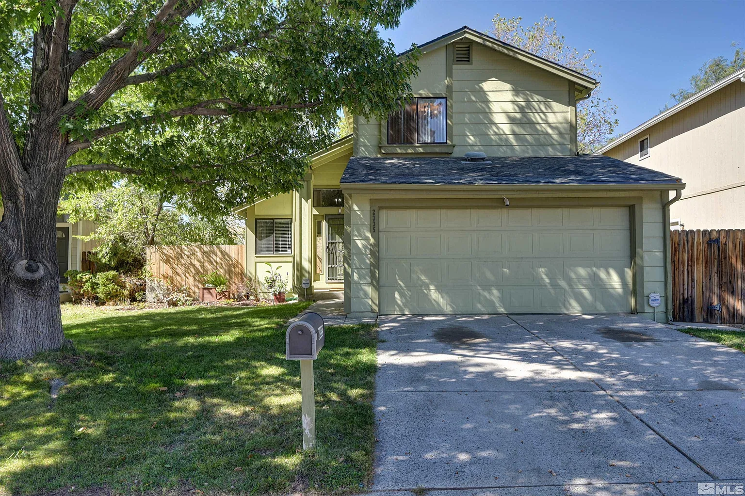 2335 Melody Ln photo 1