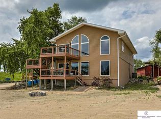 17319 Paradise Rd, Bellevue, NE 68123
