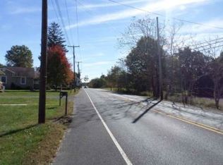 54 County Road 522, Manalapan, NJ 07726