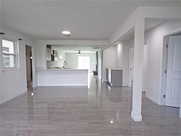 5th image of 6248 Providence Pl
