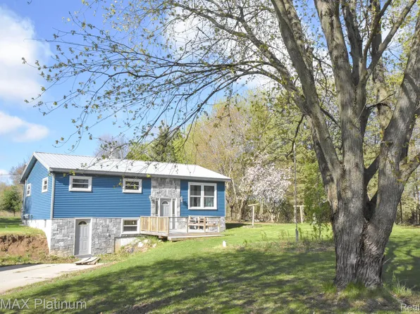 2728 W Grand River Rd, Owosso, MI 48867