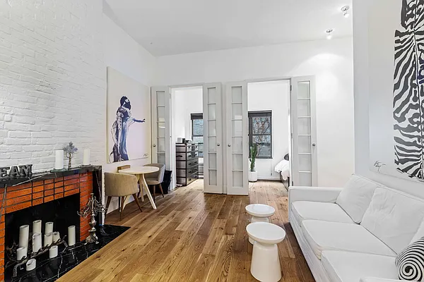 Rented by Compass | media 6