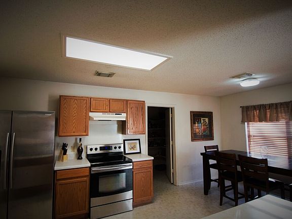 3rd image of 371 Stone Gate Drive