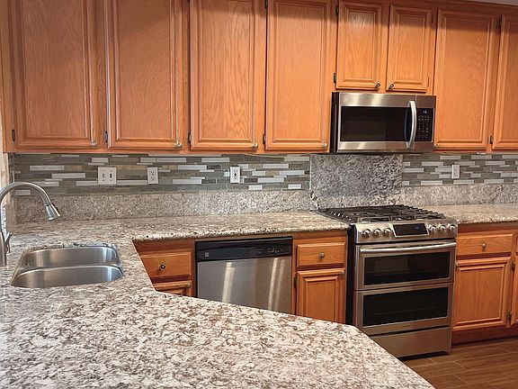 5th image of 980 N Turner Ave APT 110