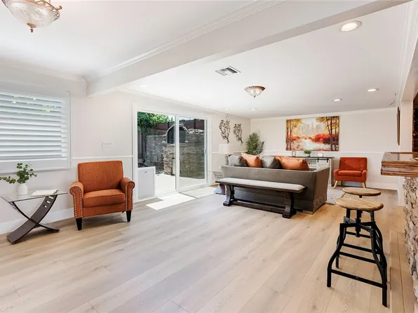 2425 Heather Ave, Long Beach, CA 90815
