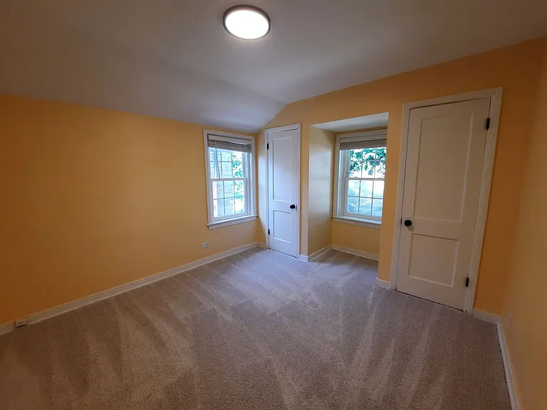 1720 Leland Ave — Photo 35