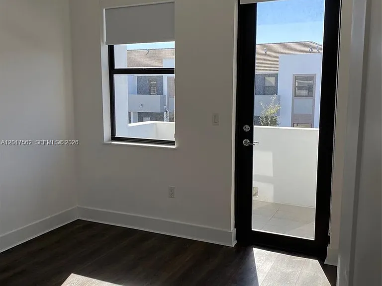 10505 SW 118th Ave #10505 — Photo 6