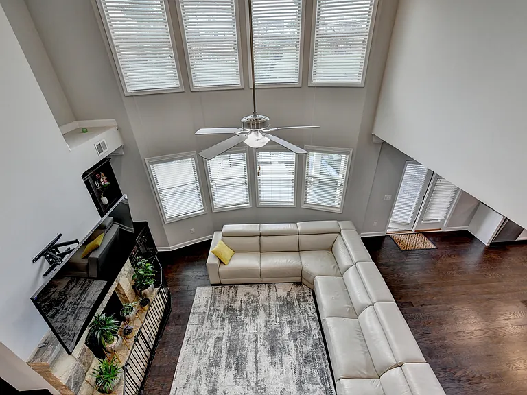 6035 Ashborough Park — Photo 38