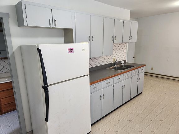 2nd image of 310 S 3rd Ave #4