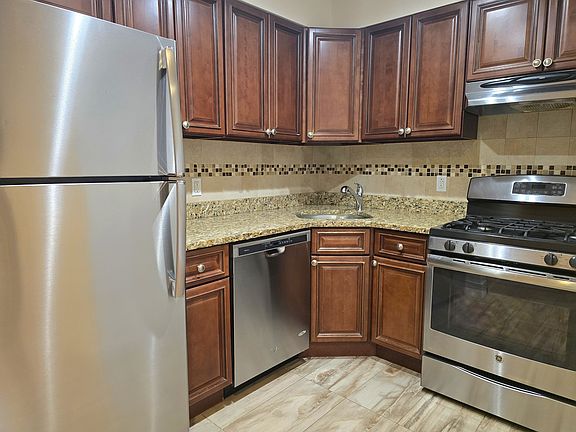 2nd image of 30-84 29th St #2F