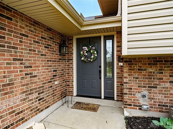3rd image of 2021 Robinhood Dr