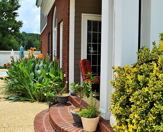 dual covered porches