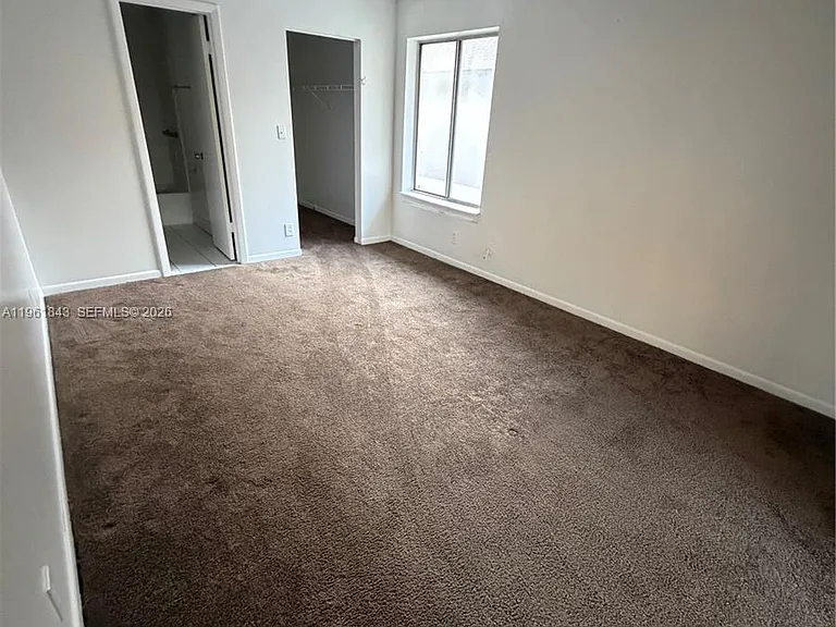 4191 S 57th Ave #H — Photo 3