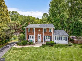 7611 Kingsbury Rd, Alexandria, VA 22315