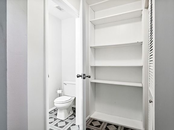 3rd image of 450 Michael Irvin Dr