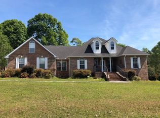 38 N Highlands Dr, Poplarville, MS 39470