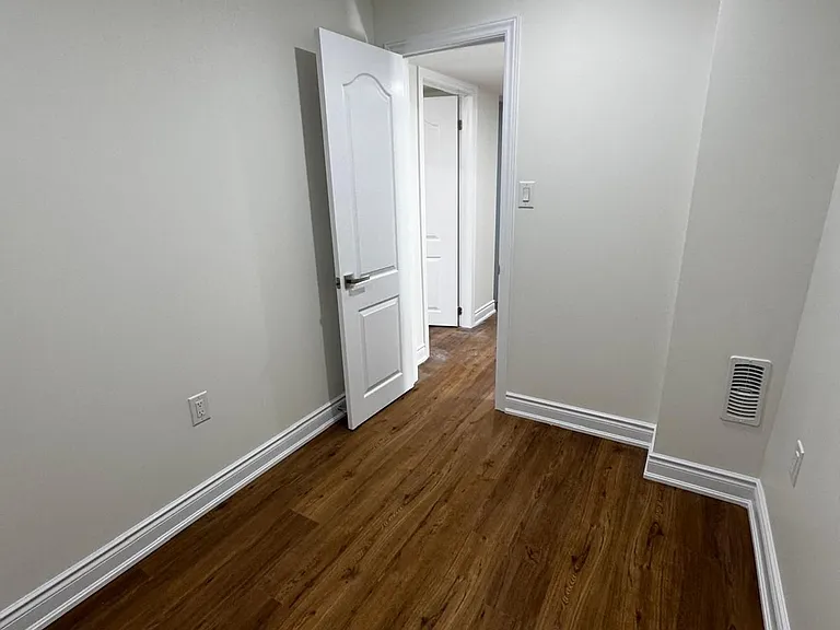 204 Ronald Guscott St — Photo 1