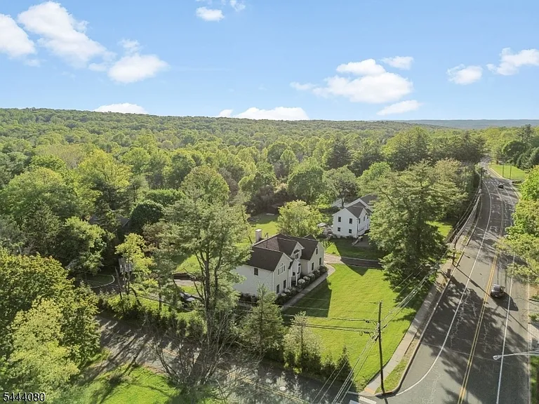 1395A Washington Valley Rd — Photo 45