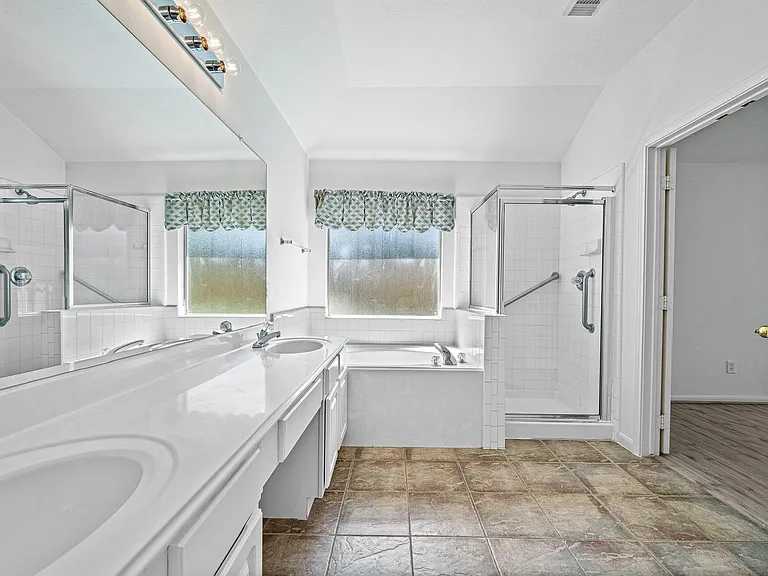 12918 Stratford Mill Ln — Photo 28