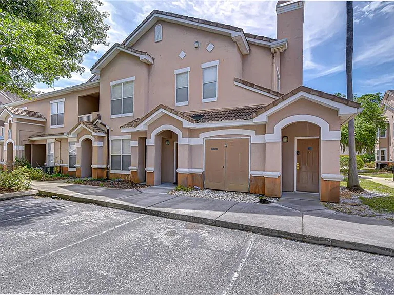 17942 Villa Creek Dr #17942 — Photo 1