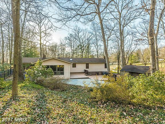 4th image of 11416 Meadowlark Dr