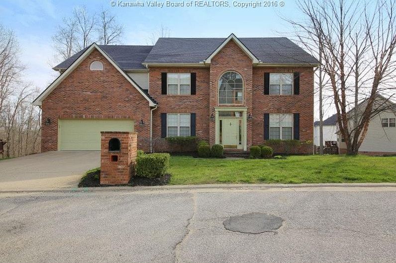 1st image of 207 Yorktowne Pl