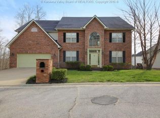 207 Yorktowne Pl, Charleston, WV 25309