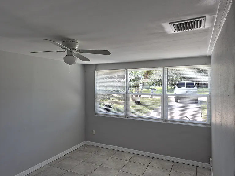 7303 Roberts Rd — Photo 17