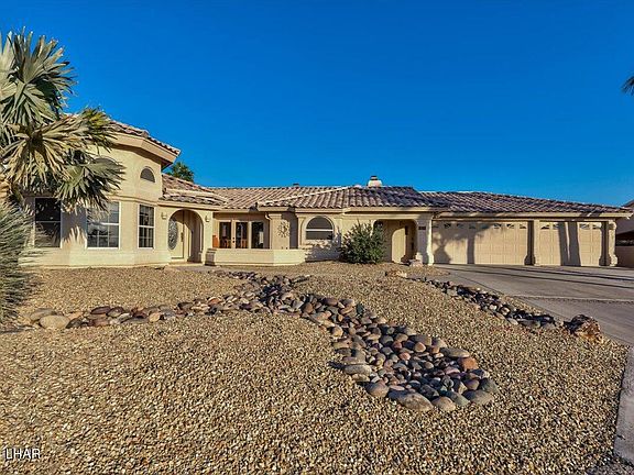 3rd image of 2162 Rudolph Dr