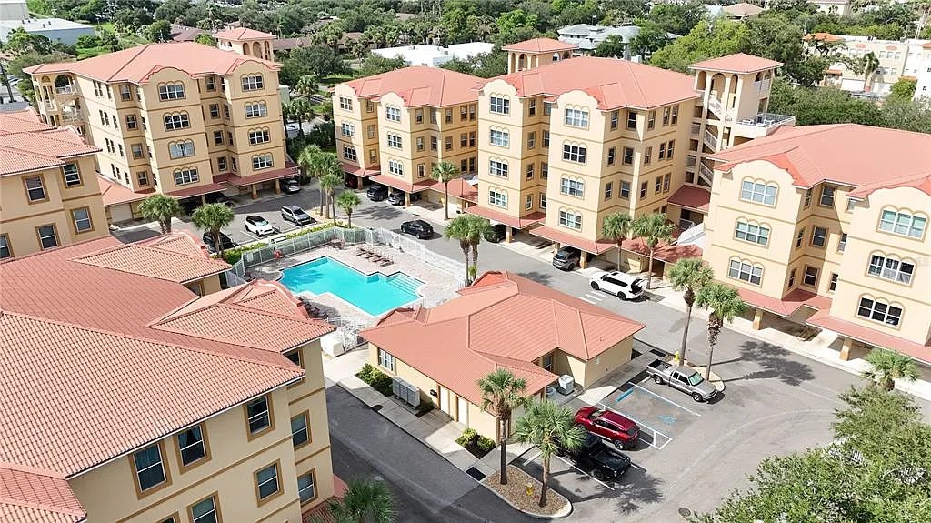 2 bed, 2.0 bath, 1588 sqft, $2,600 — Photo 1