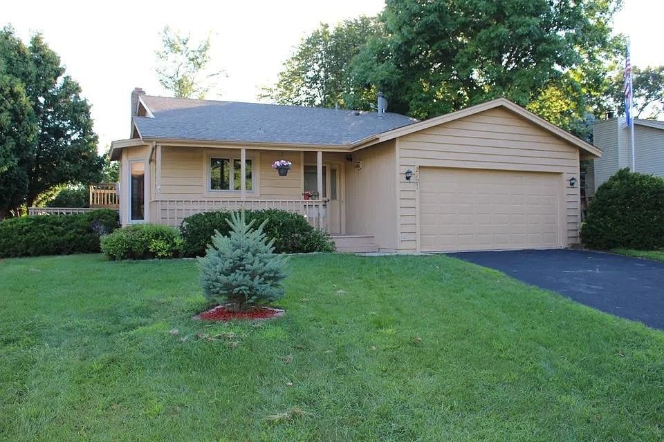 1st image of 2721 Westcliffe Dr
