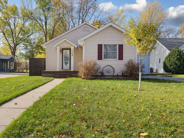1269 River Rd, Windom, MN 56101