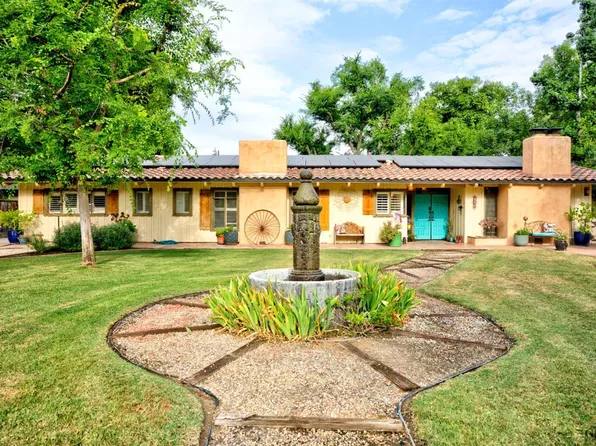 327 Garnsey Ave, Bakersfield, CA 93309
