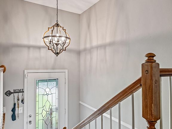 5th image of 752 Peterson Ln