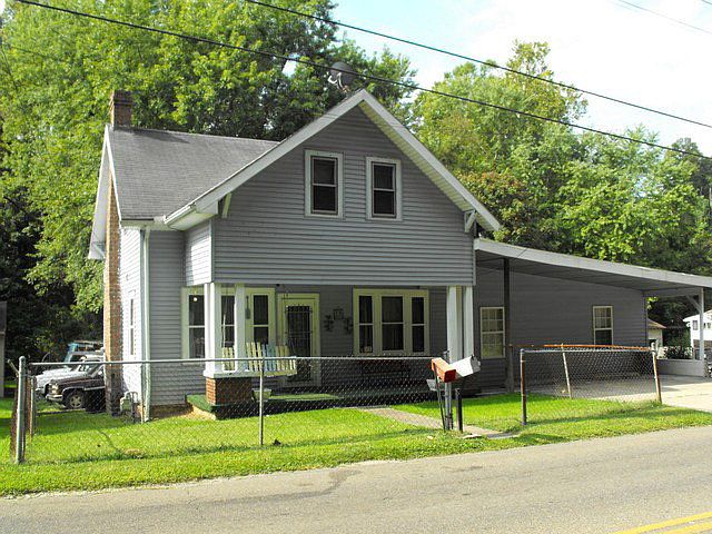 1st image of 782 Center St