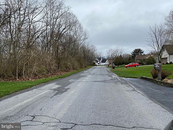 4th image of 116 Buckingham Dr