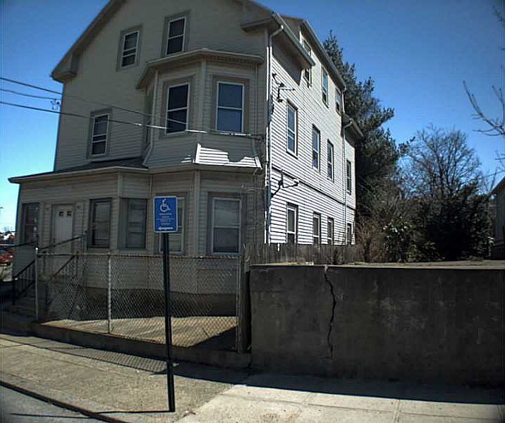 1st image of 46 Borinquen St