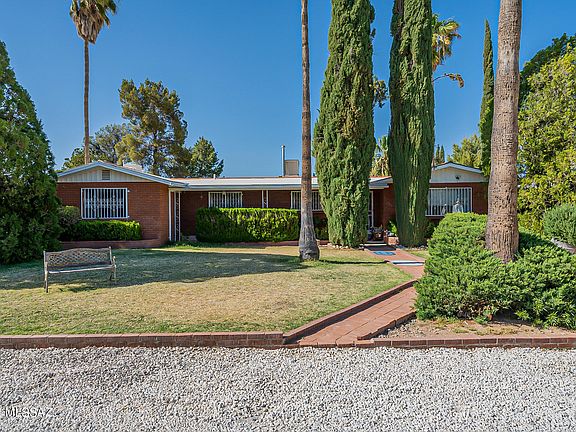 4th image of 9411 E Placita Cascada