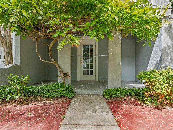 3rd image of 119 Heatherstone Rd