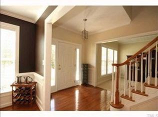 105 Natchez Ct, Cary, NC 27519