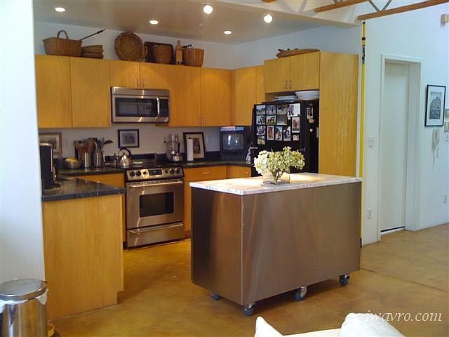 1st image of 615 Tennessee St APT 202