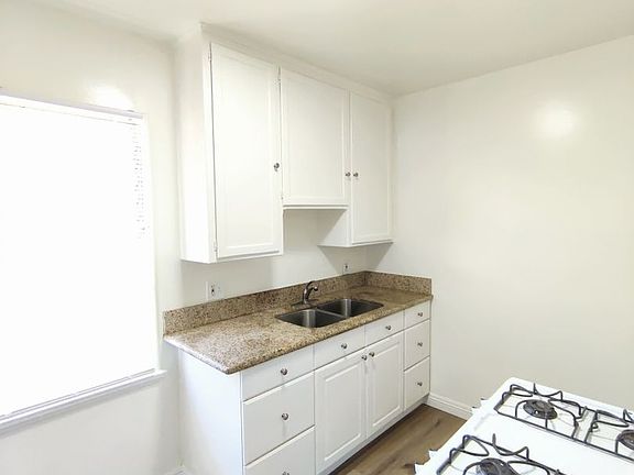 2nd image of 12122 Hoffman St APT 10