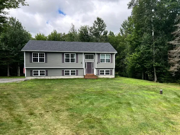 71 Royal Ridge Lane, Bucksport, ME 04416