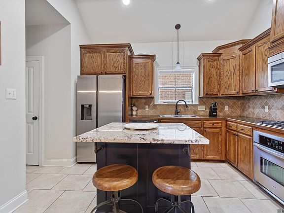 5th image of 9384 Wyndham Way
