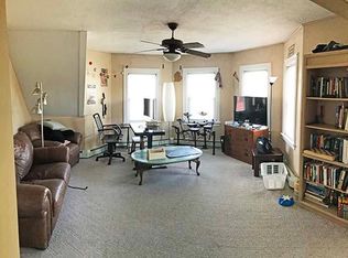 137 Rochambeau Ave FLOOR 3, Providence, RI 02906