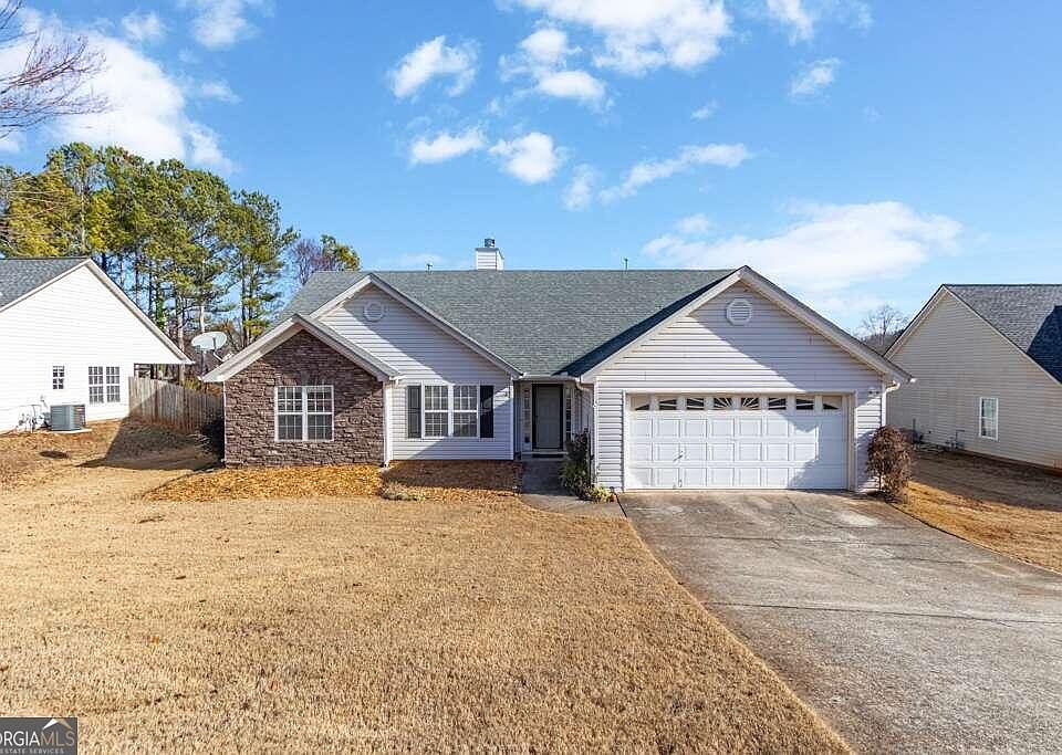 1st image of 955 Harbins View Dr