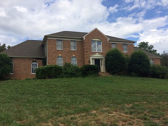 5th image of 7751 Waterford Dr