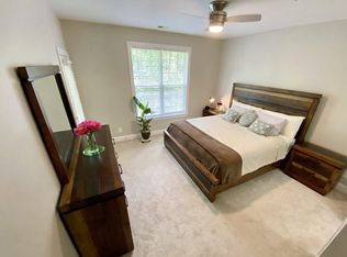 833 Providence Glen Dr, Chapel Hill, NC 27514