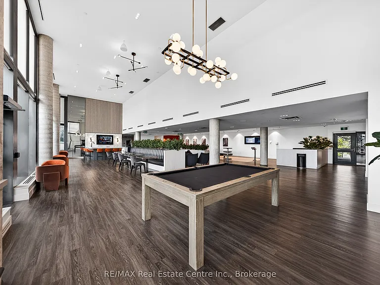 25 Wellington St S #3103 — Photo 24
